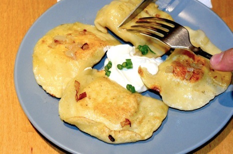 https://susanscookingschool.com/media-2016/pierogi-1.jpg