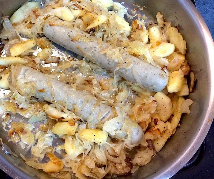 What Is Bratwurst?, Cooking School